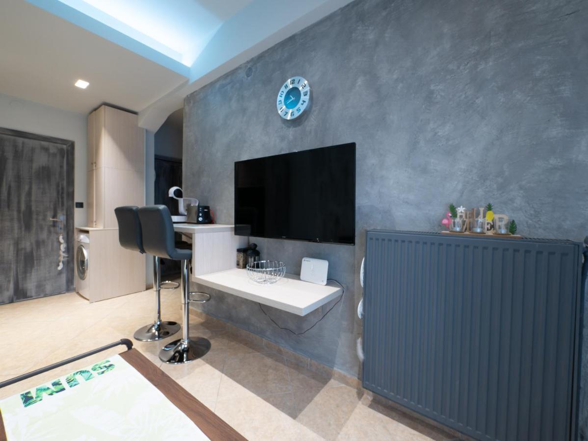 Dk Mini Suites D テッサロニキ エクステリア 写真
